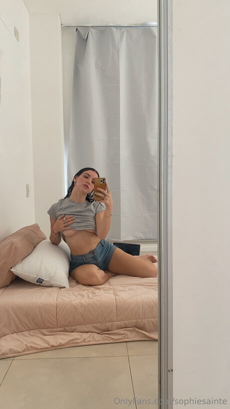 Balmy actrice sexy collection