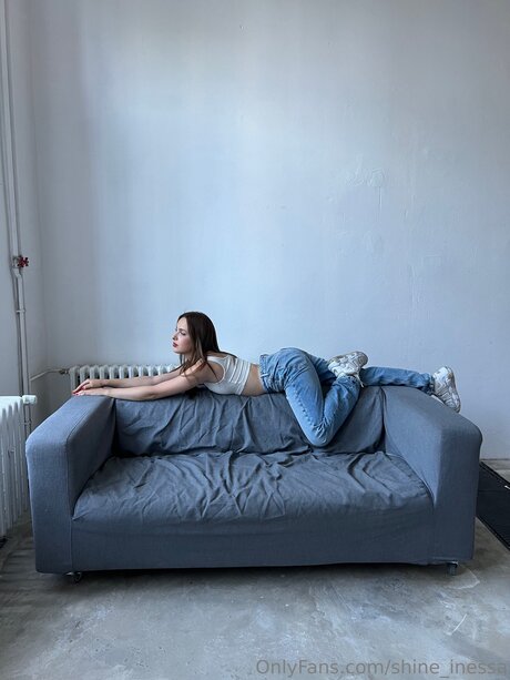 Shine Inessa modèle img