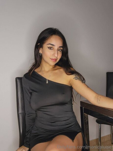 Monicaluise star du porno érotique photo