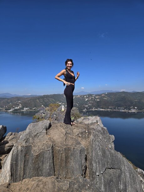 milf blonde aux courbes onlyfans érotique sympa galeries