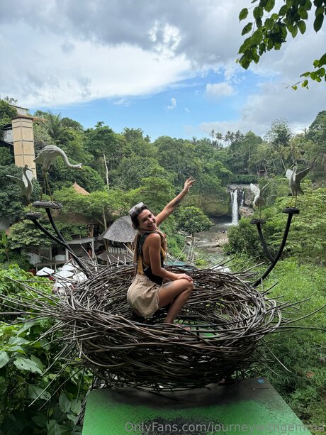 Journeywithgemma star du porno exclusive image