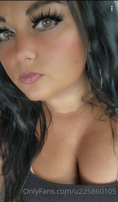 U225860105 étoile nue images