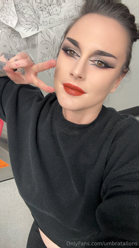 Umbratallons actrice artistique galeries