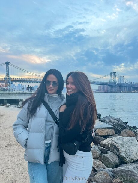 Asmrwitholivia étoile photos