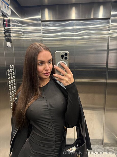 Your Elish actrice exclusive img