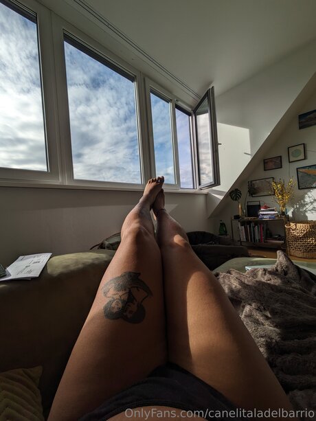 Canelitaladelbarrio actrice exclusive photo