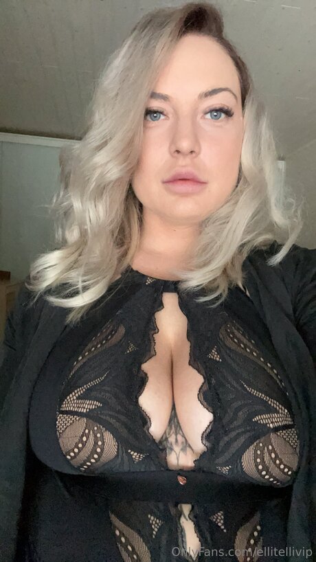 Ellitellivip star du porno xxx images