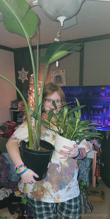 Stephanienlgeorge star du porno exclusive photos