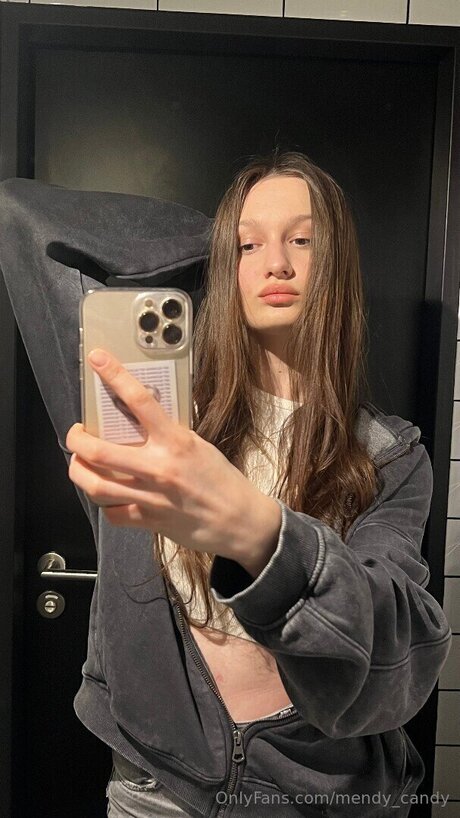 Mendy Candy star du porno parfaite galeries