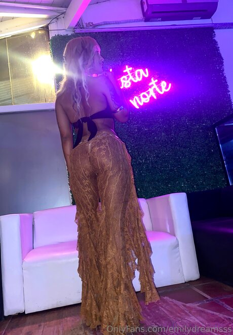 Emilydreamsss star du porno photos