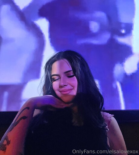 Elsalovexox belle star du porno photo