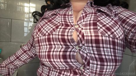 U142304008 modèle de sexe galerie