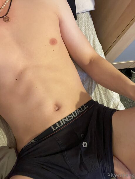 Riventwink nus de stars du porno image