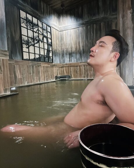 Guybluemoon modèle artistique img