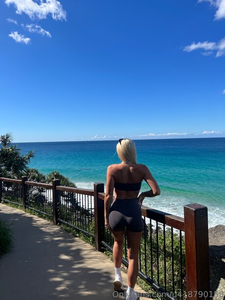 Bellaxmaexo actrice chaude images