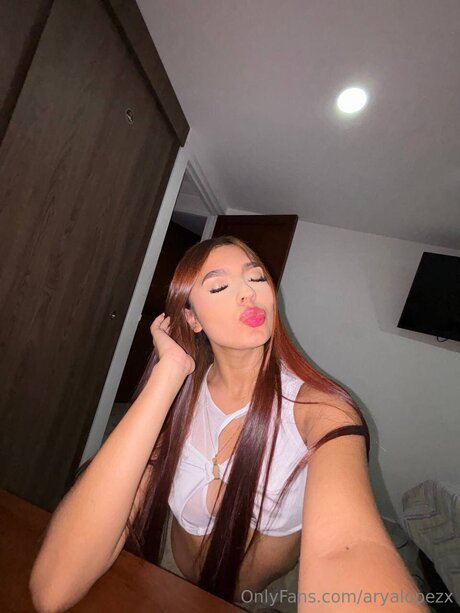 Aryalopezx star du porno chaud des photos