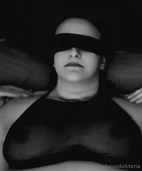 Darkeyedvictoria modèle meilleur img