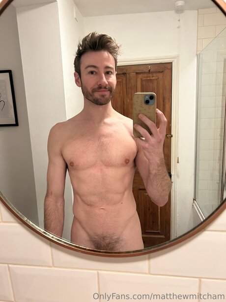 Matthewmitcham nus star du porno galerie