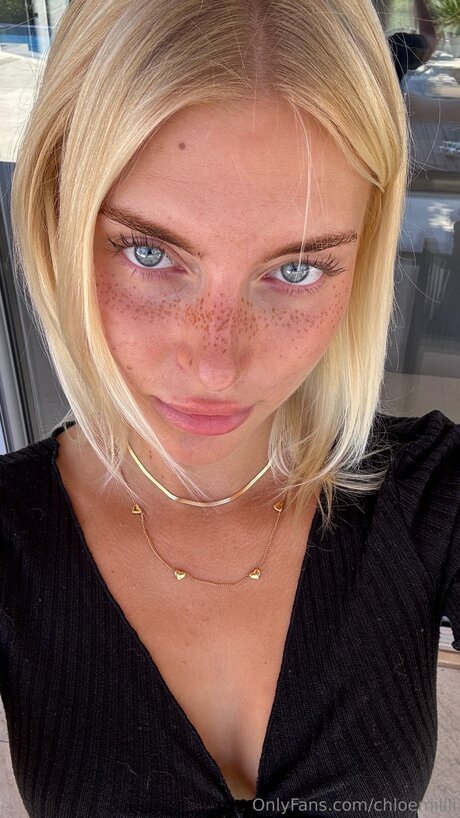 Chloemillli star du porno de haute qualité photo