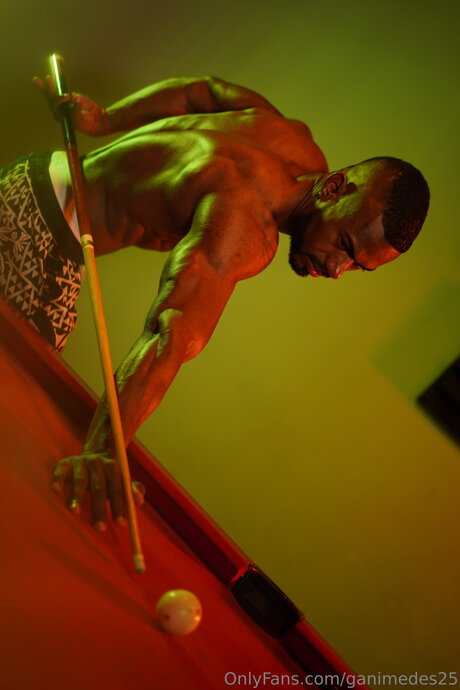 Ganimedes25 actrice pornographique image