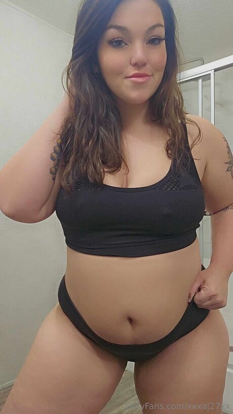 épouse bbw onlyfans art chaud collection