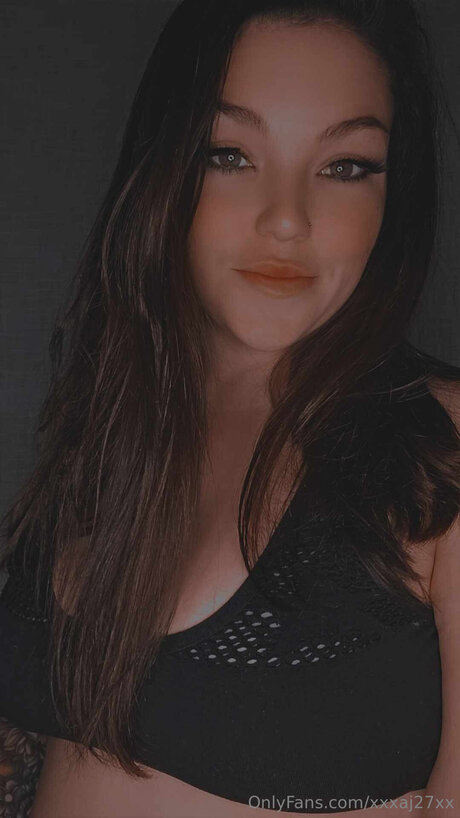 Xxxaj27xx actrice parfaite photo