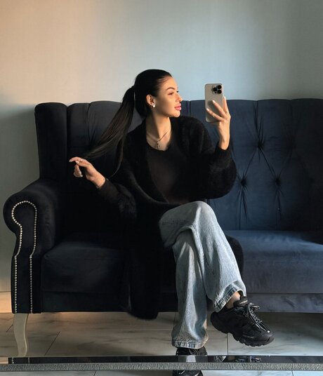 Midnight Rosa modèle de haute qualité image