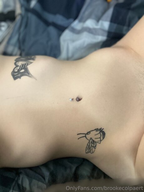 Brookecolpaert jolie actrice des photos