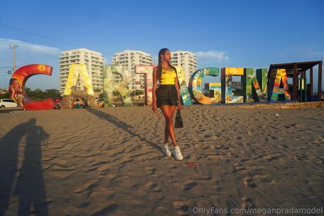 Meganpradamodel star du porno chaud archive