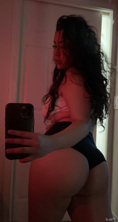 B Aee art modèle des photos