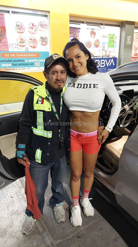 Mpaty Fun1 étoile xxx galeries