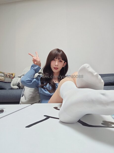 Yuricd0088 modèle adulte photos