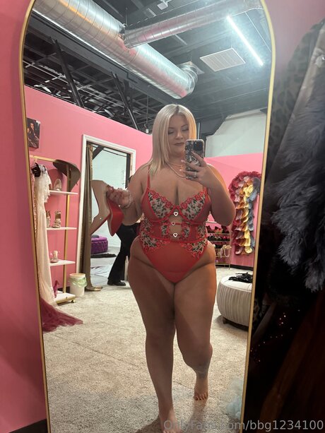 Bbg1234100 étoile image