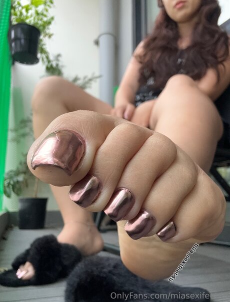 Miasexifeet4u art de star du porno img