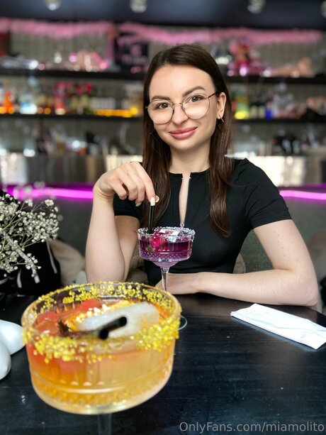 Miamolito étoile xxx collection