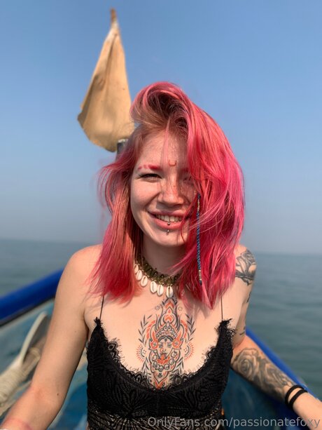 Passionatefoxy haut de star du porno image