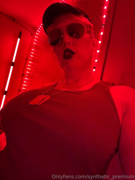 Synthetic Premium actrice de grande qualité archive