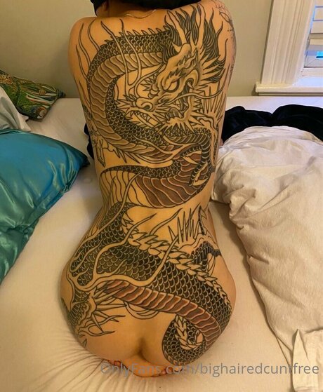 Bighairedcuntfree actrice érotique photos