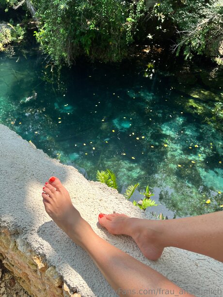 Frau Ansehnlich jolie actrice photos