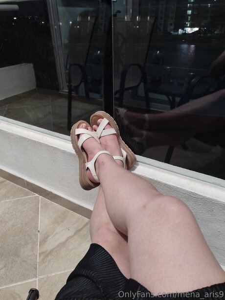 Mena Aris9 actrice parfaite des photos