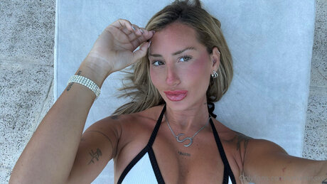 Sofiamissxo modèle adulte photo