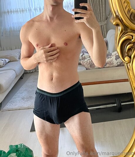 Marquemoon star du porno exclusive galerie