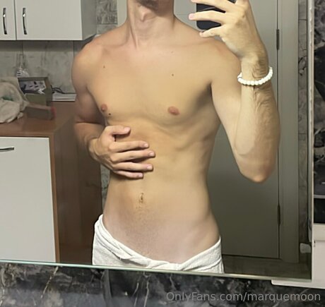 Marquemoon étoile nue des photos