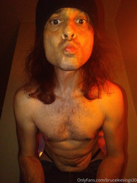 Bruceleesings30 actrice adulte img