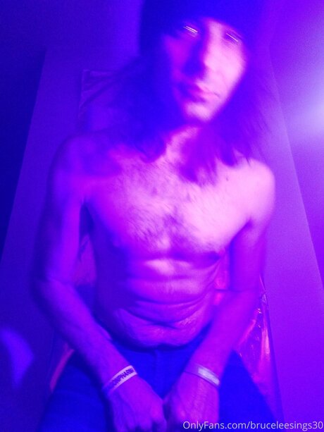 Bruceleesings30 star du porno sexy galerie