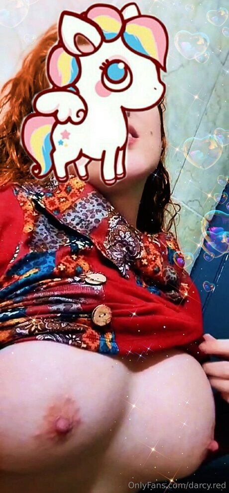 Darcy Red star du porno parfaite img