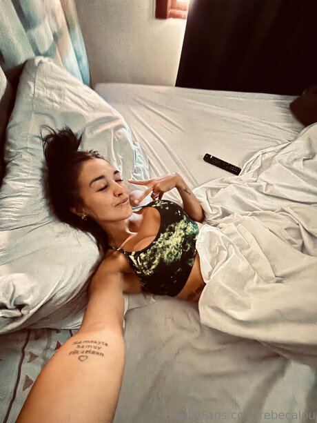 Rebecalou star du porno xxx des photos