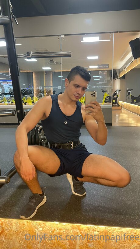 Latinpapifree star du porno archive