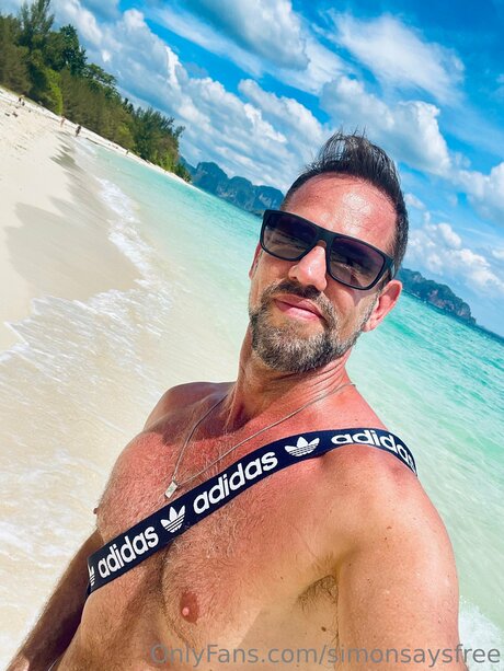 Simonsaysfree actrice exclusive galeries