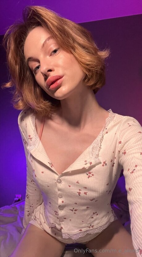 M E Alexis Profilfoto